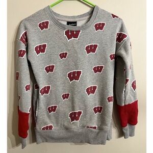 Wisconsin Badgers crewneck sweatshirt